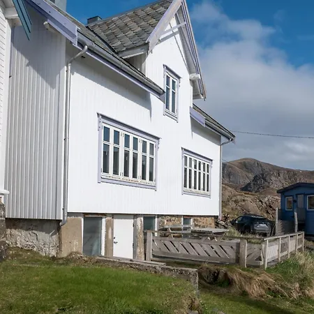 Retreat - For Inspiration And Recreation By The Ocean